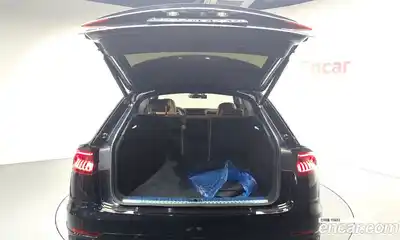 Audi Q8 2021 3.0 Автомат в Москве № 163199, миниатюра 7