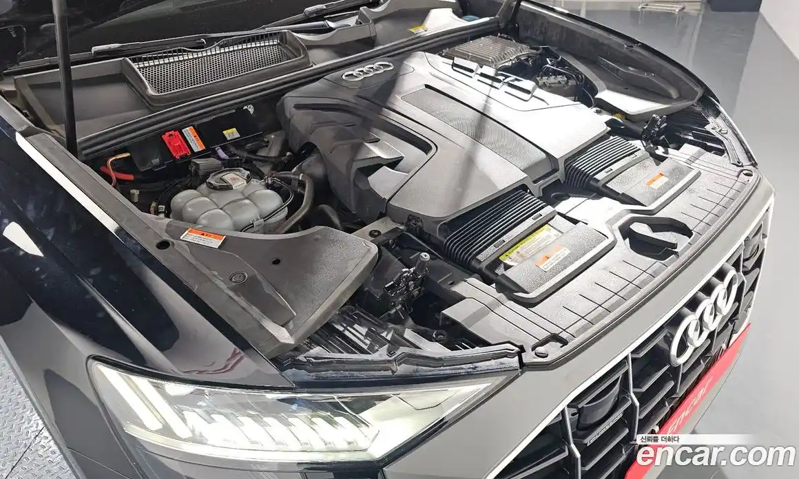 Audi Q8 2021 3.0 Автомат в Москве № 163199, фото 9