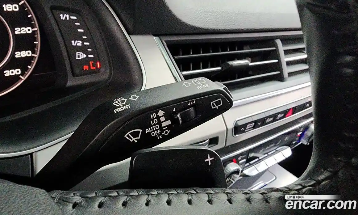 Audi Q7 2019 2.0 Автомат в Москве № 163864, фото 19