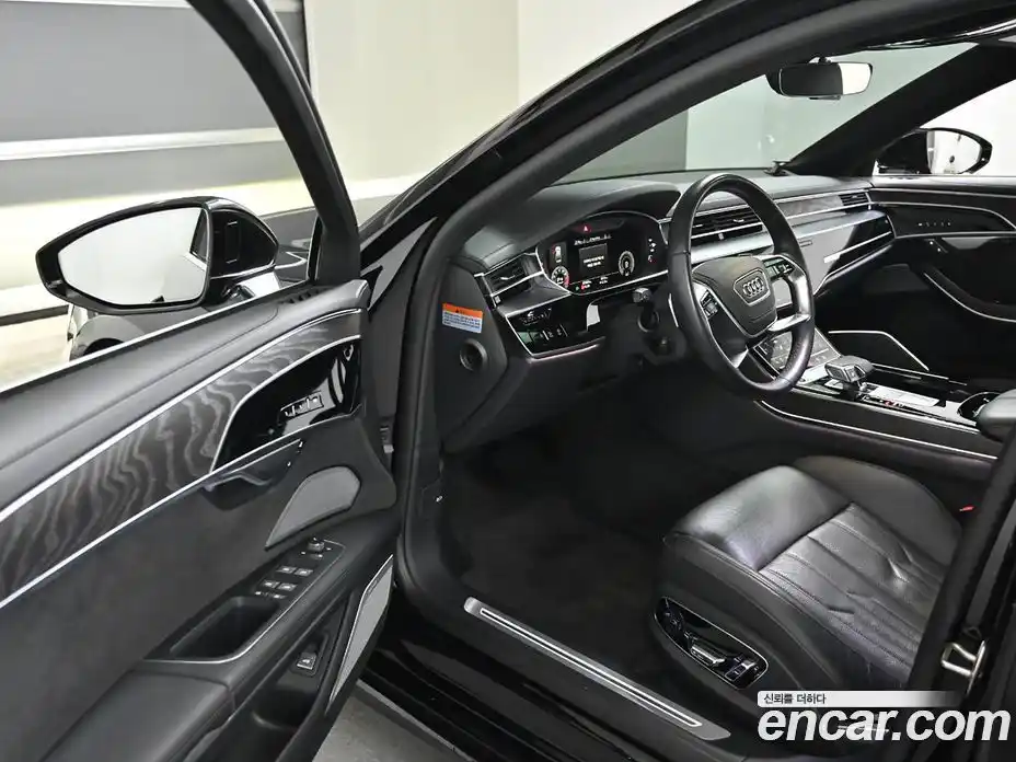 Audi A8 2023 3.0 Автомат в Москве № 164074, фото 11