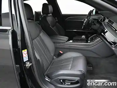 Audi A8 2023 3.0 Автомат в Москве № 164074, миниатюра 10