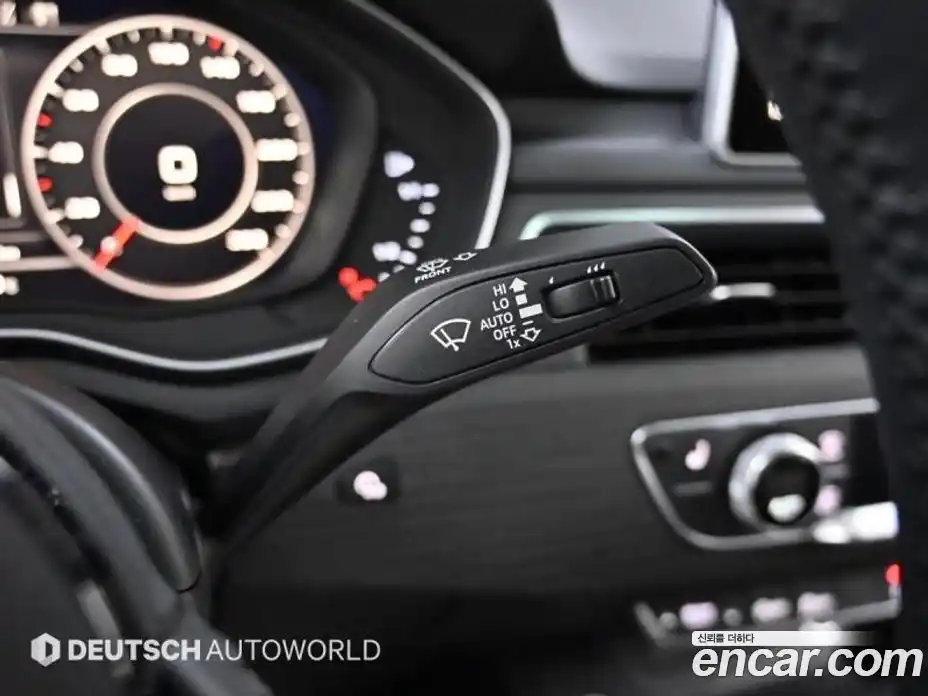 Audi A4 2018 2.0 Автомат в Москве № 164098, фото 13