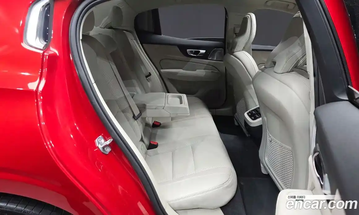 Volvo S60 2021 2.0 Автомат в Москве № 164400, фото 12