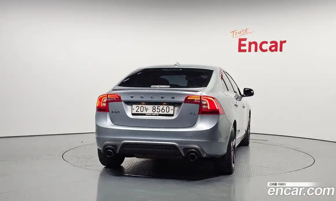 Volvo S60 2015 2.0 Автомат в Москве № 164581, фото 18