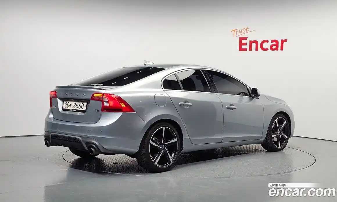 Volvo S60 2015 2.0 Автомат в Москве № 164581, фото 8