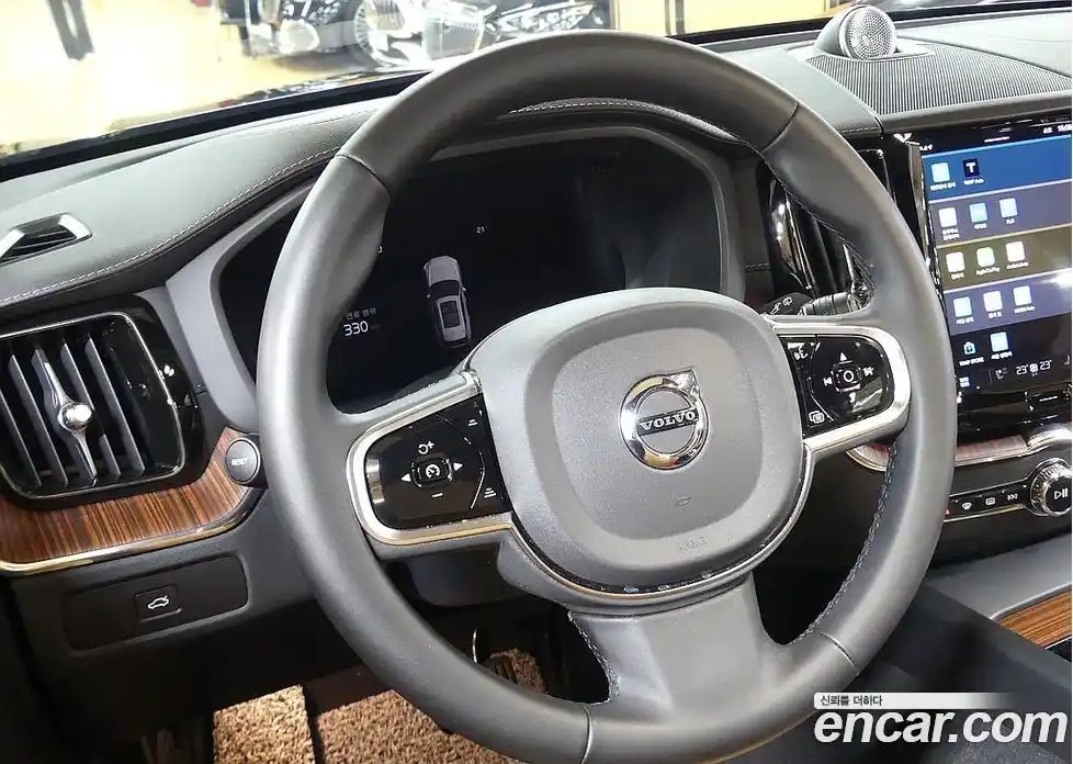 Volvo XC60 2024 2.0 Автомат в Москве № 164751, фото 12