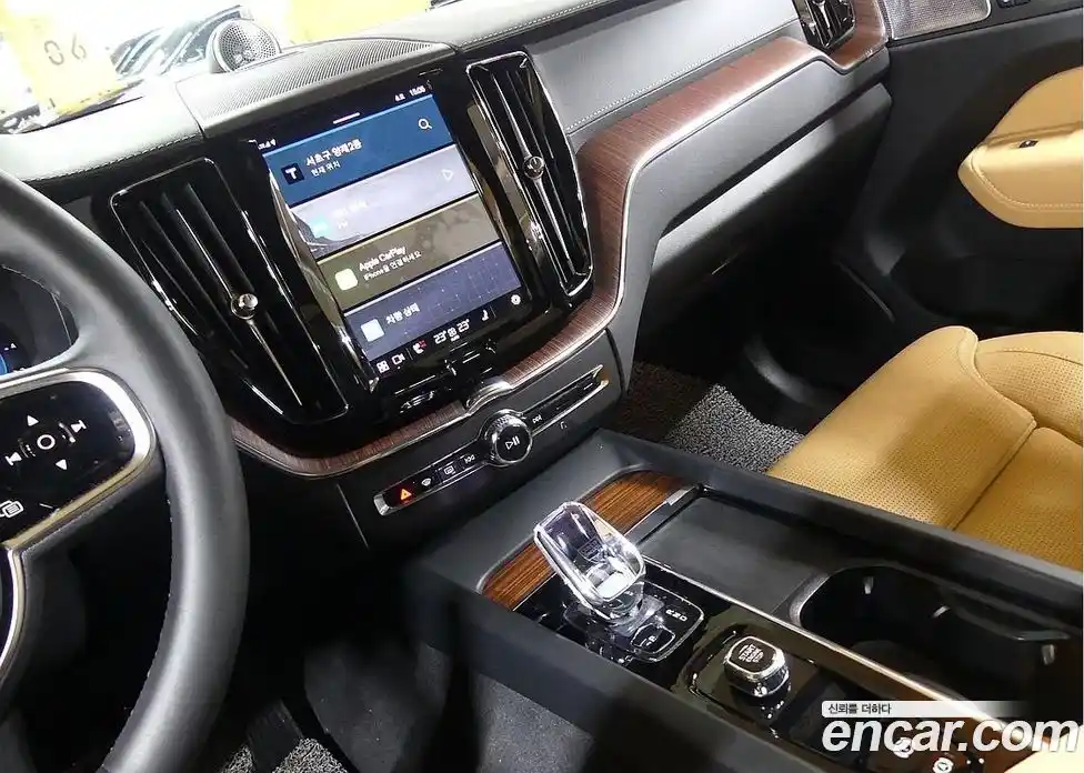 Volvo XC60 2024 2.0 Автомат в Москве № 164751, фото 13