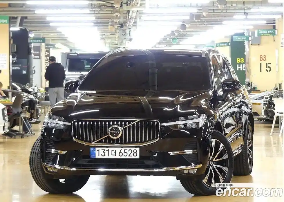 Volvo XC60 2024 2.0 Автомат в Москве № 164751, фото 3