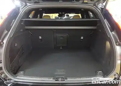 Volvo XC60 2024 2.0 Автомат в Москве № 164751, миниатюра 4