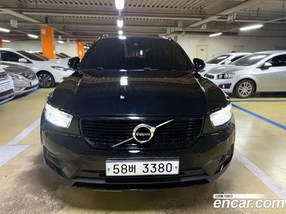 Volvo XC40 2019 2.0 Автомат в Москве № 164844, фото 3