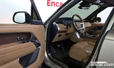 Land Rover Range-Rover 2023 4.4 Автомат в Москве № 166205, миниатюра 11