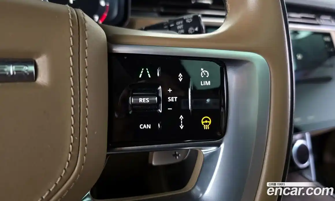 Land Rover Range-Rover 2023 4.4 Автомат в Москве № 166205, фото 18