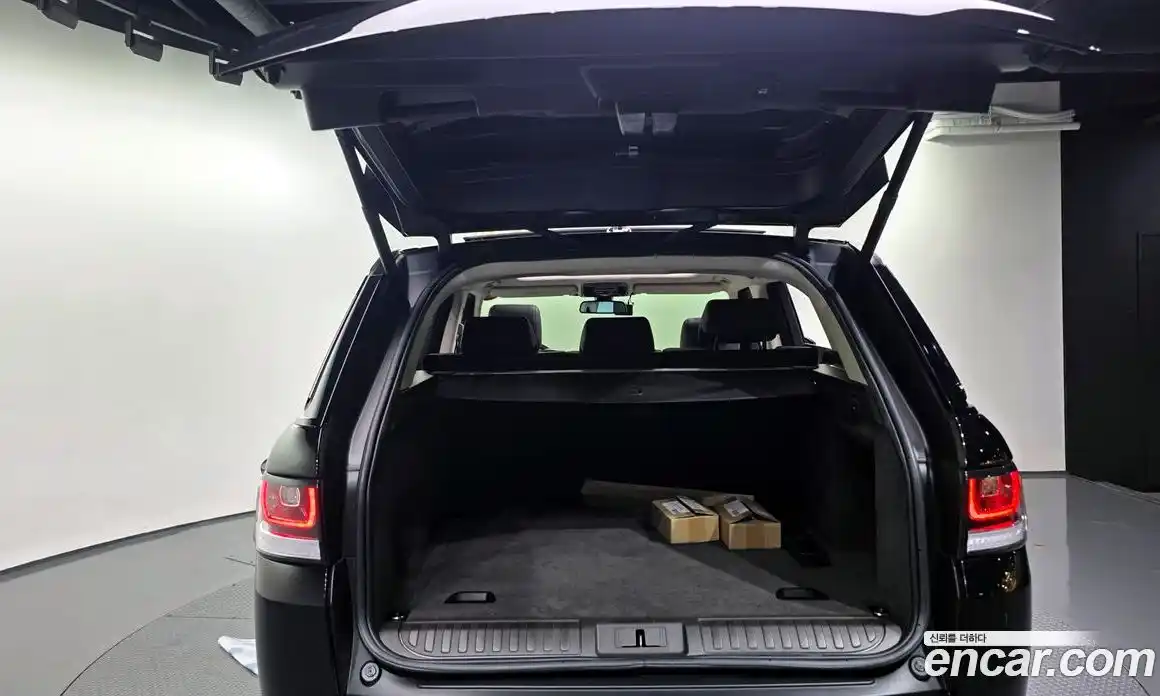 Land Rover Range-Rover Sport 2016 3.0 Автомат в Москве № 166239, фото 20