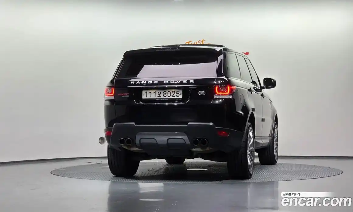 Land Rover Range-Rover Sport 2016 3.0 Автомат в Москве № 166239, фото 4