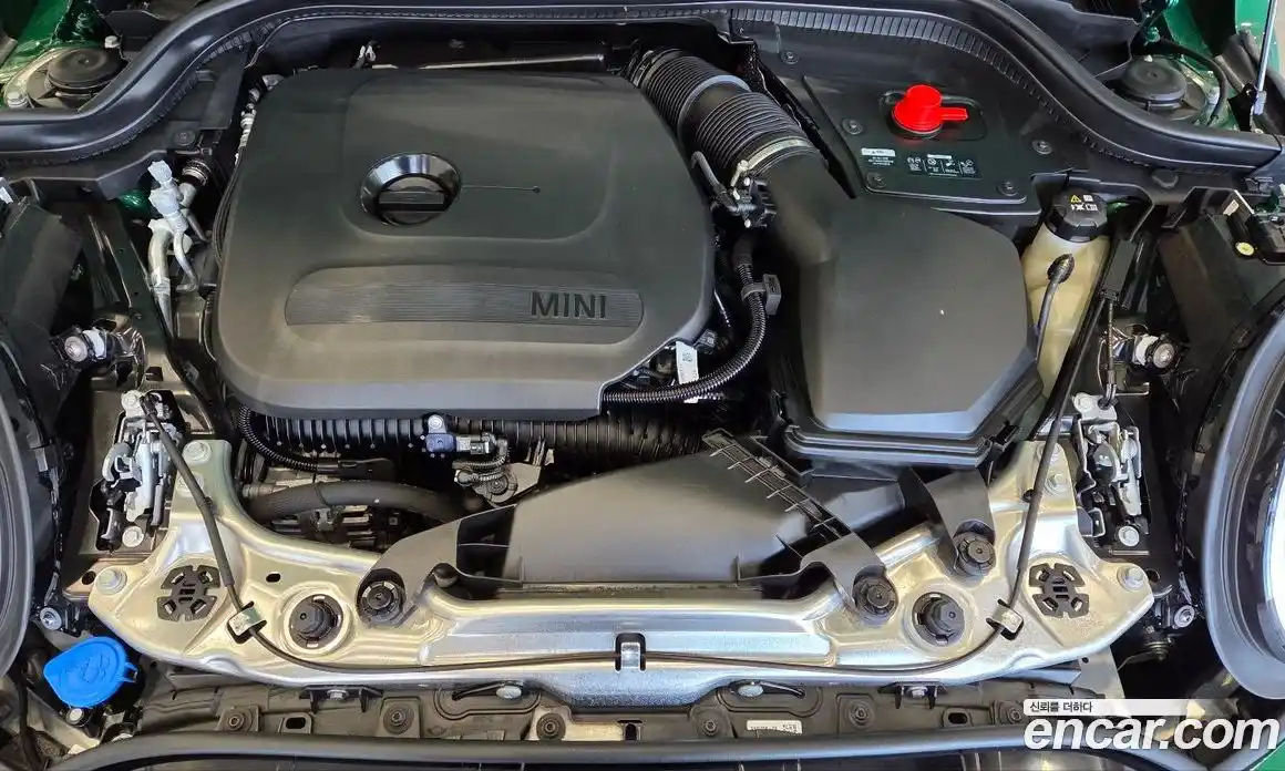 Mini Cooper Convertible 2025 2.0 Автомат в Москве № 167377, фото 6