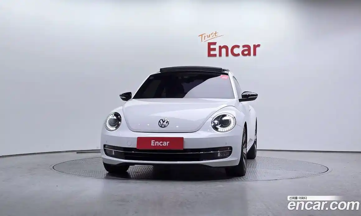 Volkswagen Beatle 2013 2.0 Автомат в Москве № 167652, фото 8