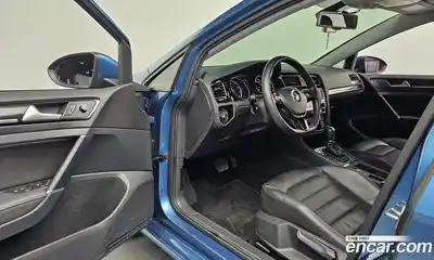 Volkswagen Golf 2014 1.4 Автомат в Москве № 168784, миниатюра 10