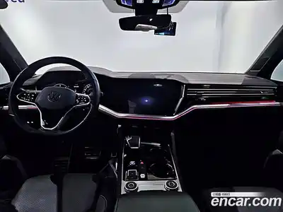 Volkswagen Touareg 2023 3.0 Автомат в Москве № 169150, миниатюра 7