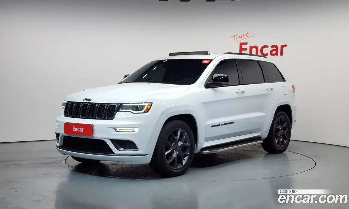 Jeep Cherokee 2020 3.6 Автомат в Москве № 169701, фото 9