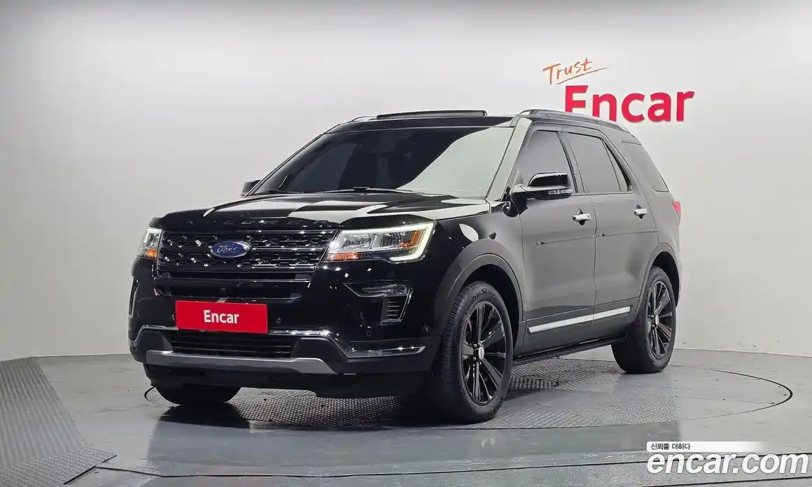 Ford Explorer 2019 2.3 Автомат в Москве № 170753, фото 1
