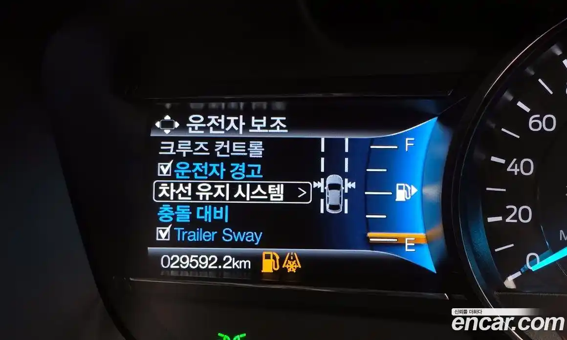 Ford Explorer 2019 2.3 Автомат в Москве № 170753, фото 16