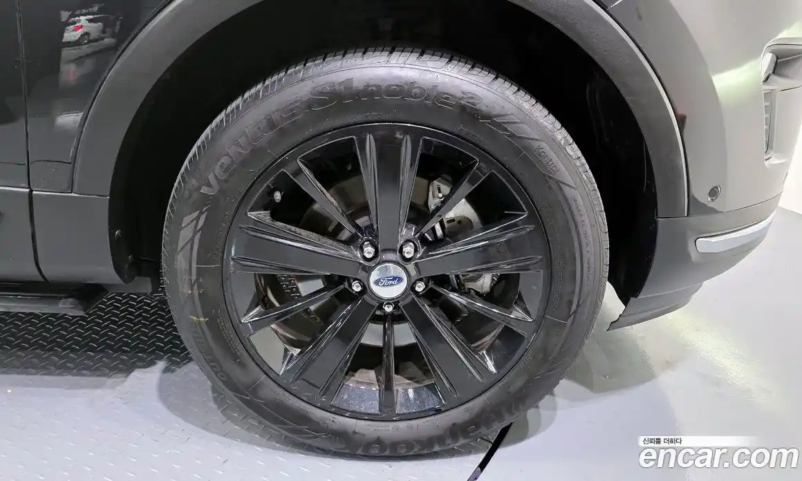 Ford Explorer 2019 2.3 Автомат в Москве № 170753, фото 5