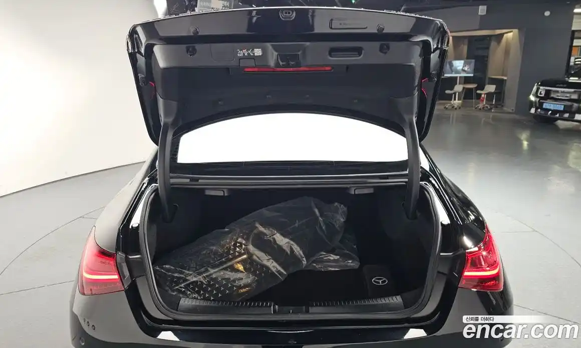 Mercedes-Benz CLA-Class 2024 2.0 Автомат в Москве № 176823, фото 18