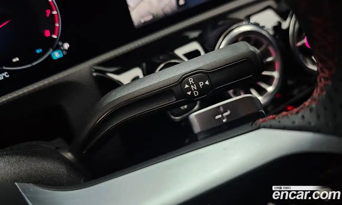 Mercedes-Benz CLA-Class 2024 2.0 Автомат в Москве № 176823, фото 20