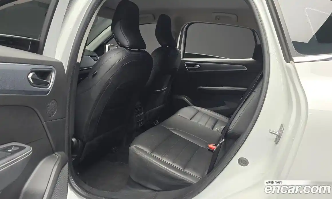 Renault XM3 2023 1.6 Автомат в Москве № 181615, фото 11