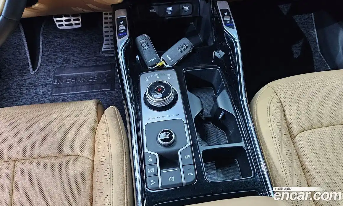 Kia Sorento 2022 1.6 Автомат в Москве № 18688, фото 4