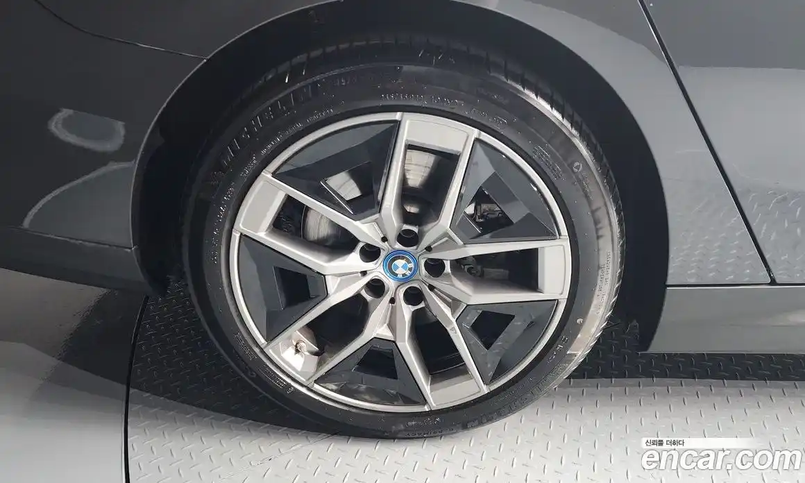 BMW i5 2024 0.2 Автомат в Москве № 186916, фото 5