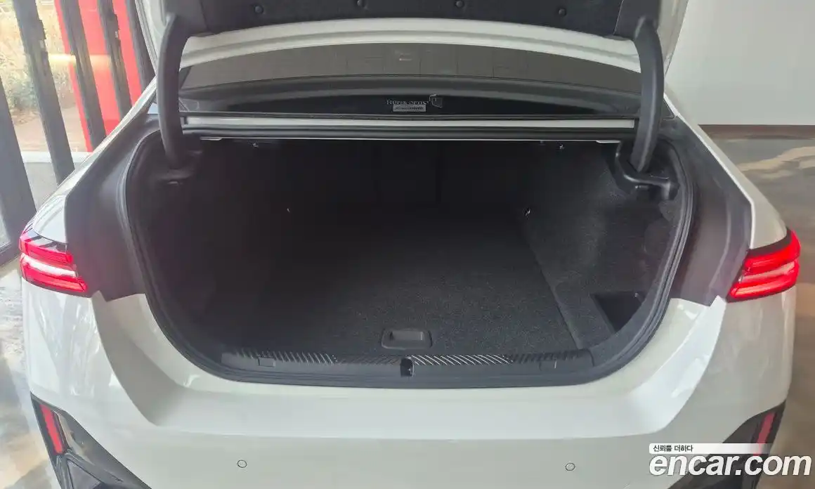 BMW i5 2024 0.2 Автомат в Москве № 188556, фото 14