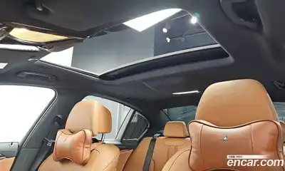 BMW 5-Series 2022 2.0 Автомат в Москве № 192797, миниатюра 3