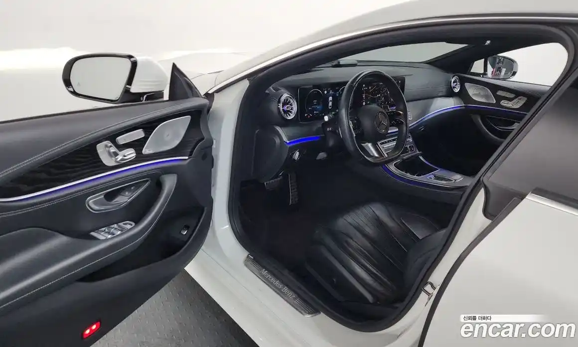 Mercedes-Benz CLS-Class 2023 2.0 Автомат в Москве № 193985, фото 10