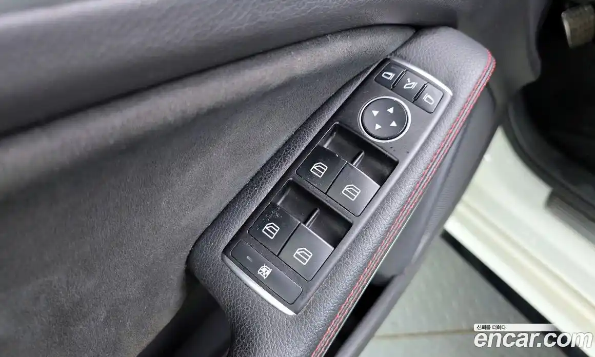 Mercedes-Benz A-Class 2017 2.0 Автомат в Москве № 195556, фото 15