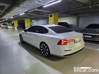 Volvo S90 2026 2.0 Автомат в Москве № 195759, миниатюра 2