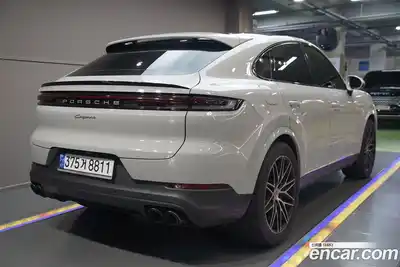 Porsche Cayenne 2024 3.0 Автомат в Москве № 197776, миниатюра 2