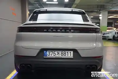 Porsche Cayenne 2024 3.0 Автомат в Москве № 197776, миниатюра 4