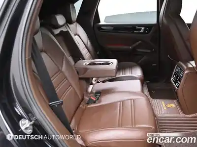 Porsche Cayenne 2019 3.0 Автомат в Москве № 197939, миниатюра 12