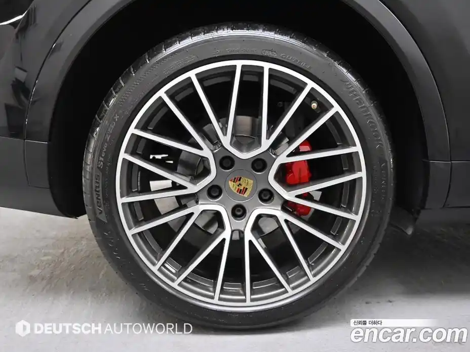 Porsche Cayenne 2019 3.0 Автомат в Москве № 197939, фото 5