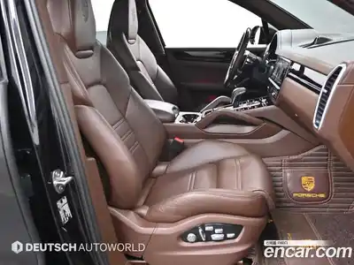 Porsche Cayenne 2019 3.0 Автомат в Москве № 197939, миниатюра 10