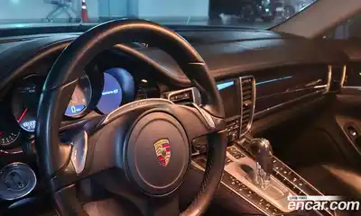 Porsche Panamera 2011 4.8 Автомат в Москве № 198021, миниатюра 6