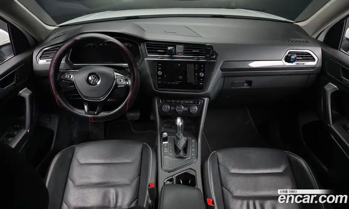 Volkswagen Tiguan 2018 2.0 Автомат в Москве № 199260, фото 13