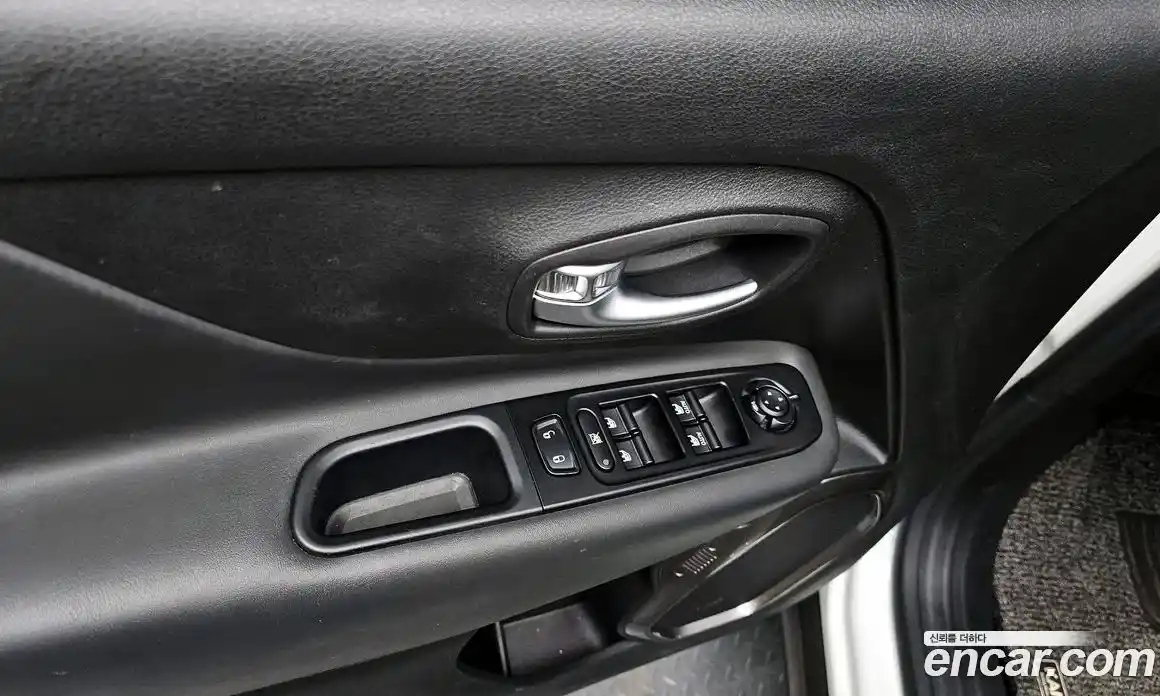 Jeep Renegade 2021 2.4 Автомат в Москве № 199455, фото 18