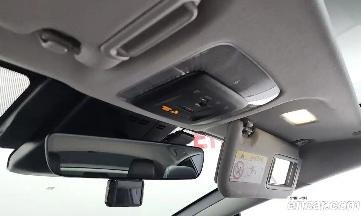 Toyota Prius 2024 2.0 Автомат в Москве № 199587, фото 17