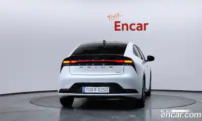 Toyota Prius 2024 2.0 Автомат в Москве № 199587, миниатюра 3