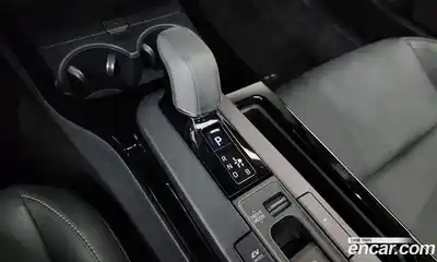 Toyota Prius 2024 2.0 Автомат в Москве № 199587, миниатюра 8