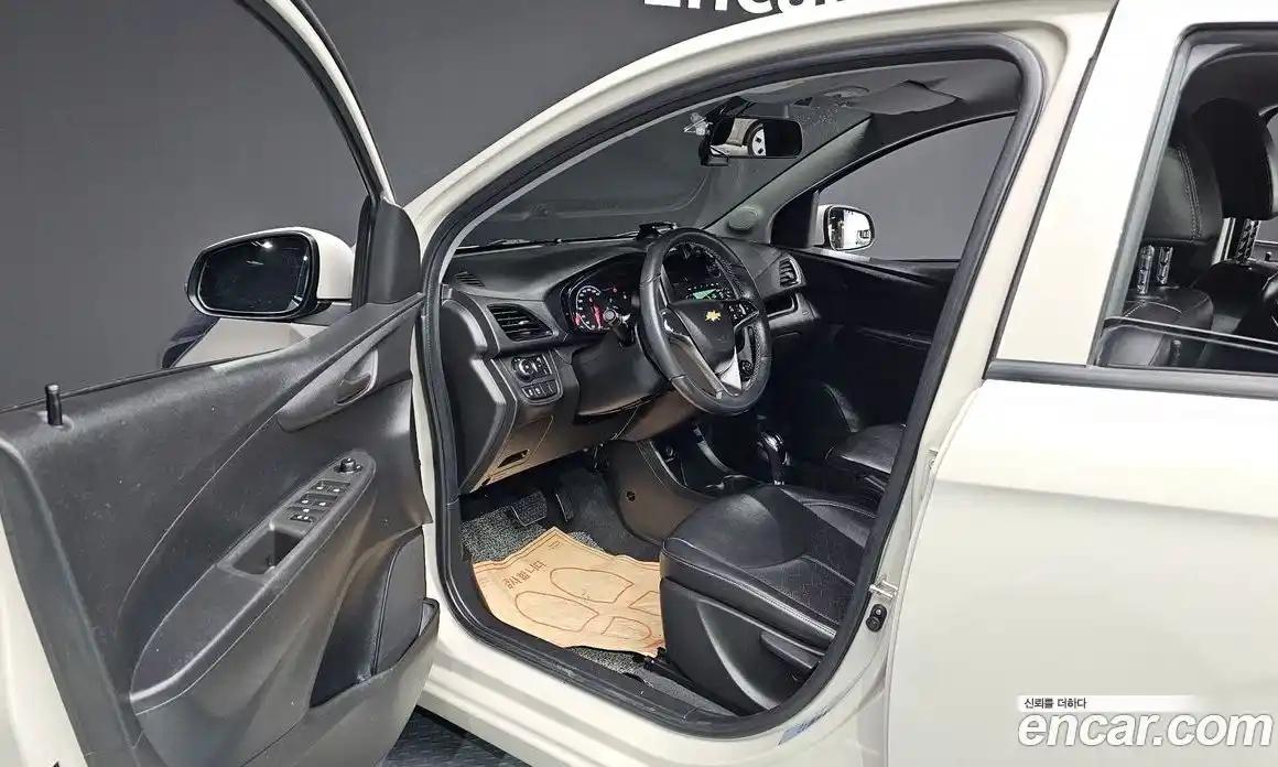 Chevrolet Spark 2016 1.0 Автомат в Москве № 2080, фото 13