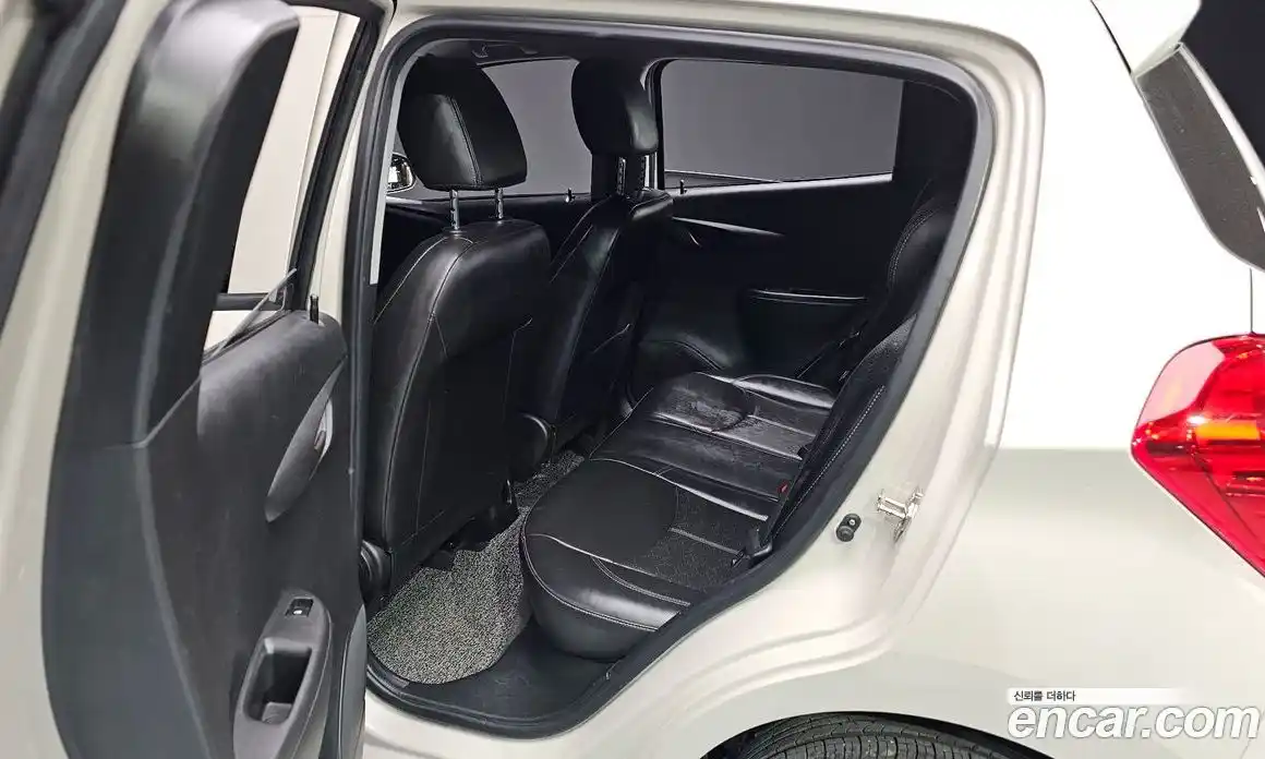 Chevrolet Spark 2016 1.0 Автомат в Москве № 2080, фото 14