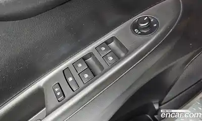 Chevrolet Spark 2016 1.0 Автомат в Москве № 2080, миниатюра 3